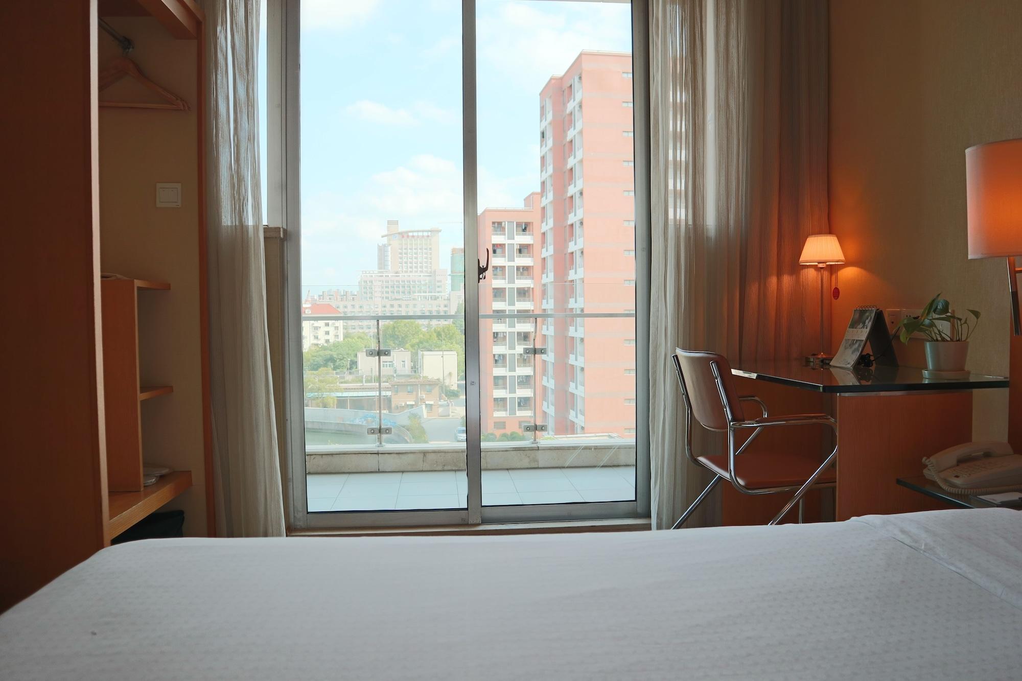 L'Otel Шанхай Екстериор снимка